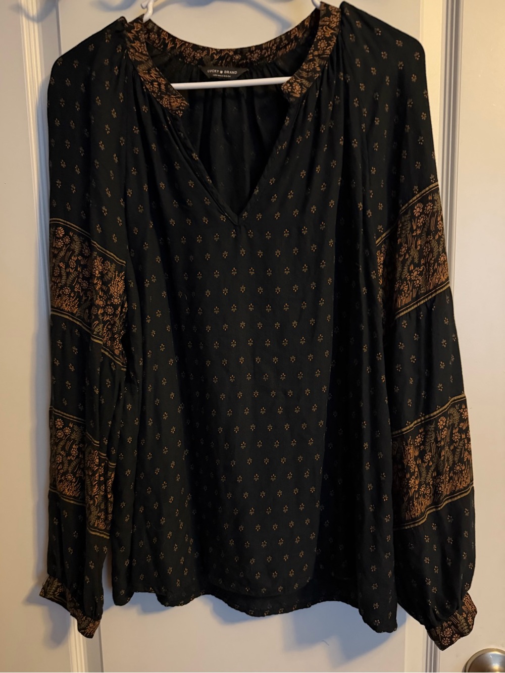 Lucky Brand Boho Peasant Blouse Black Rust Floral Border Print Sz. M